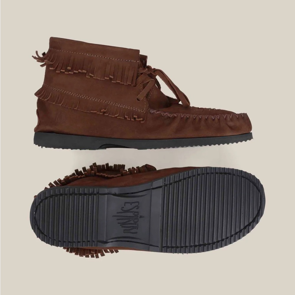 Mens Brown Fringe Moccasin Boots size 10 espiritu nubuck leather